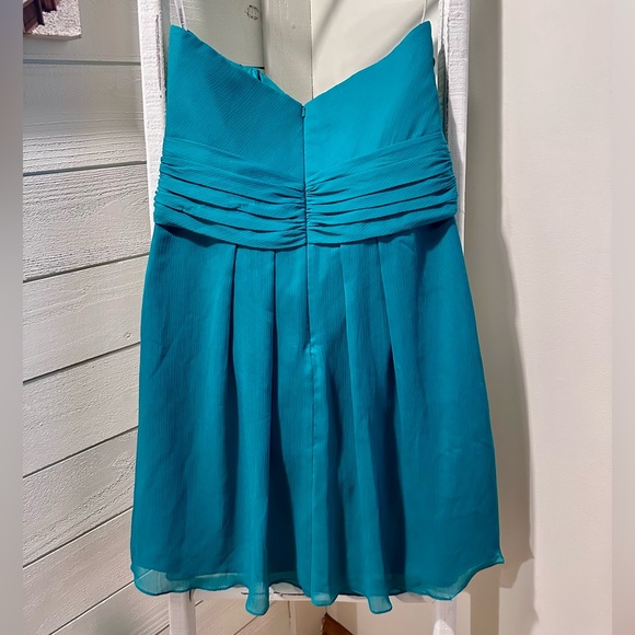 David's Bridal Strapless Emerald Green Dress - Picture 2 of 8